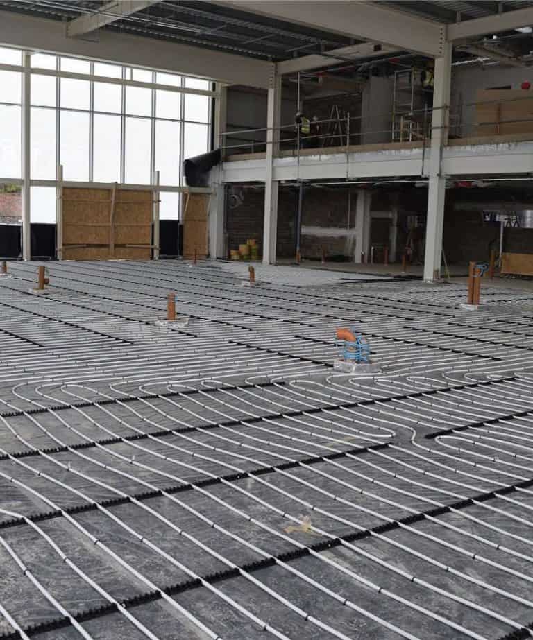 COMFORT AND DESIGN: JAGUAR AND LAND ROVER’S SHOWROOM BENEFITS FROM UNDERFLOOR HEATING