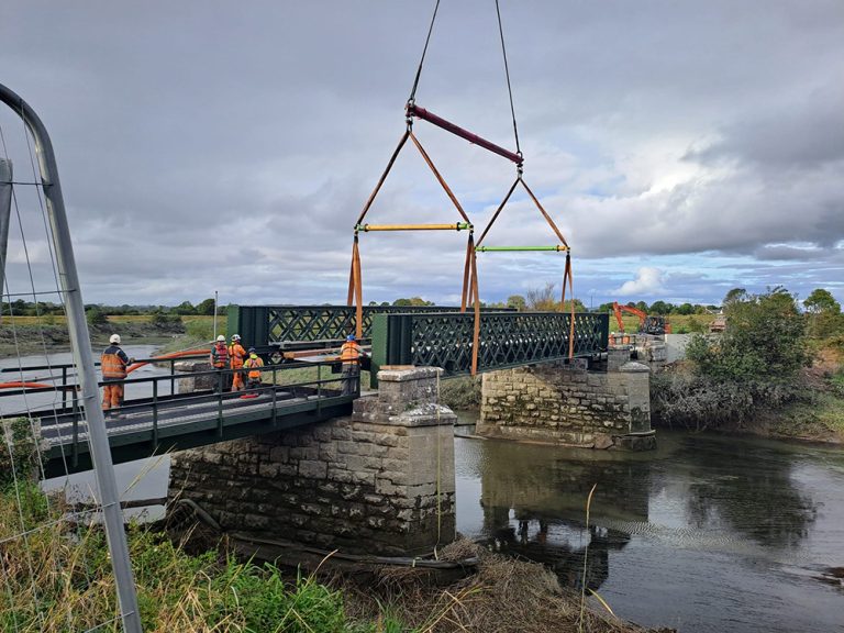 SISK COMPLETES TRACK LAYING AND NEXT PHASE OF WORKS COMMENCE ON LIMERICK TO FOYNES FREIGHT LINE