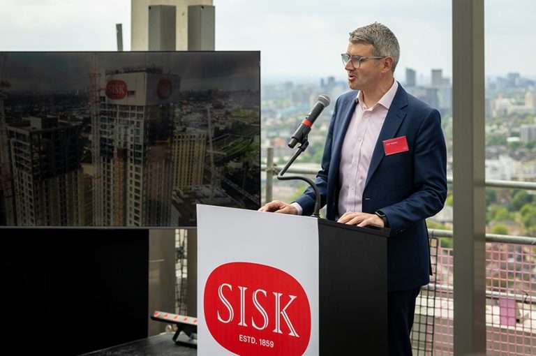 SISK TOPS OUT BLOCK S&T AT GREYSTAR’S PEARL YARD BERMONDSEY